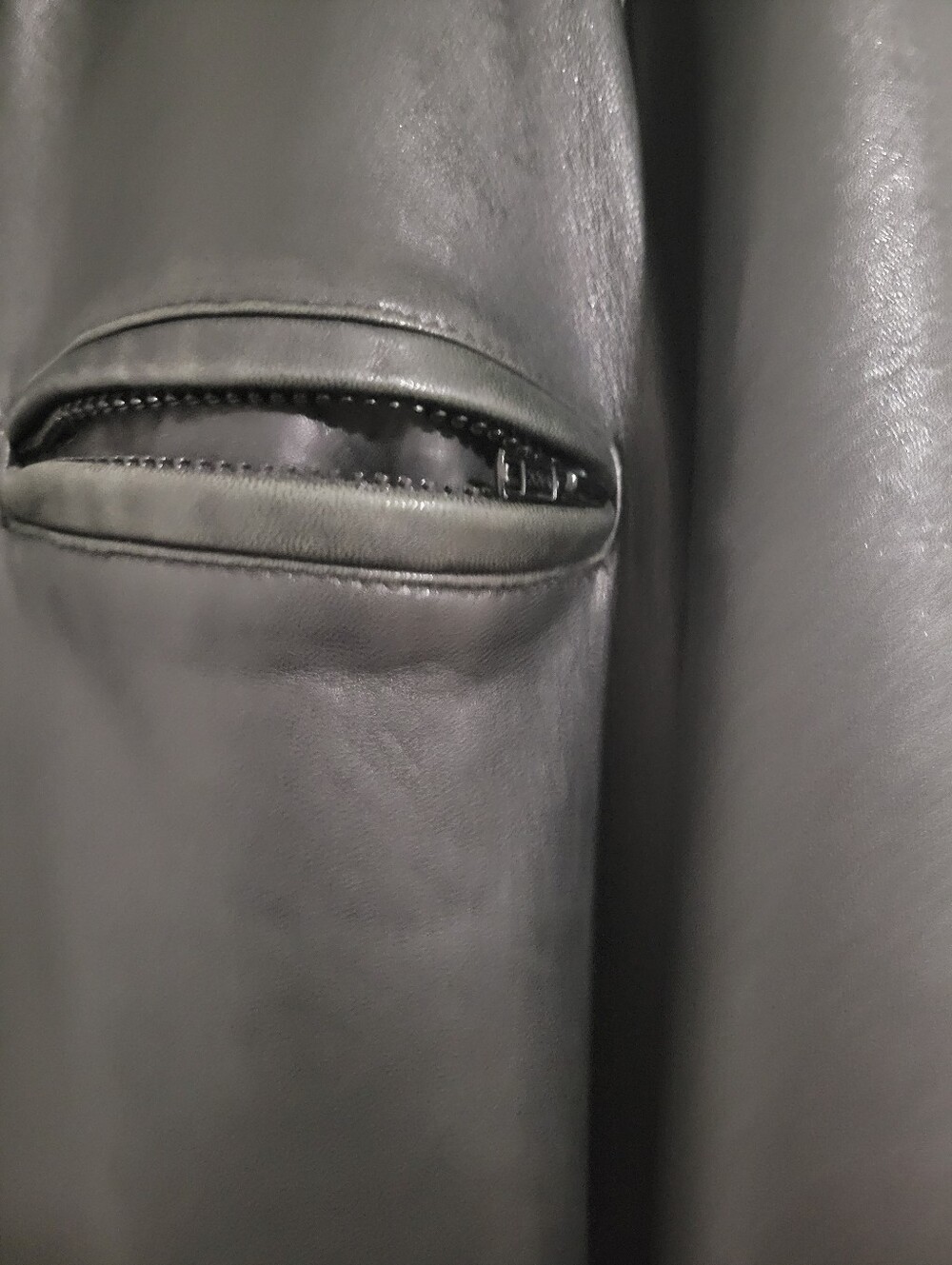 Pelle Studio Wilson's Men's Black Leather Jacket (L) - Picture 3 of 5